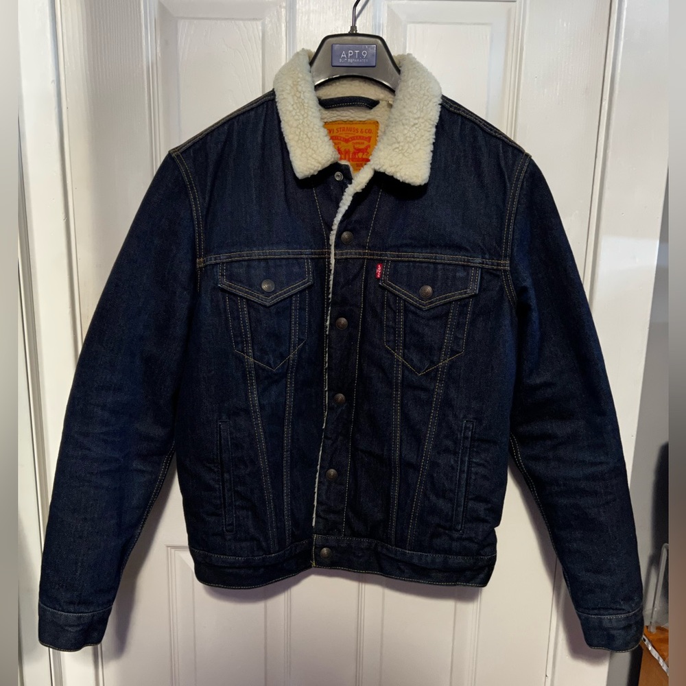 Levi’s Denim Sherpa Trucker Jacket Dark Blue Medium Rare color